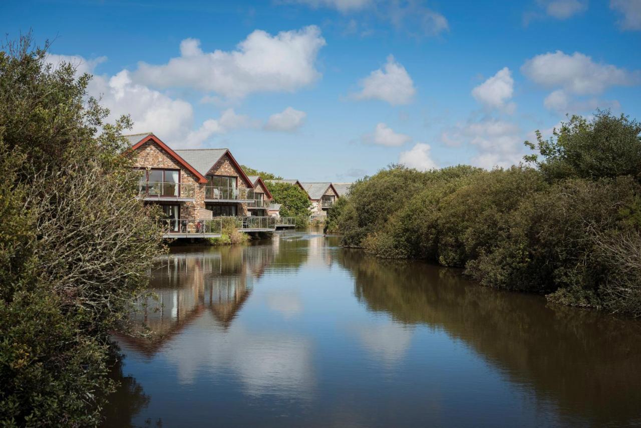 Kingfisher Hot Tub & Log Burner House On Premium Lakeside With Resort Facilities St Columb Major ภายนอก รูปภาพ